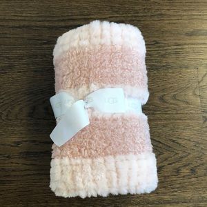 Ugg meridian blanket
